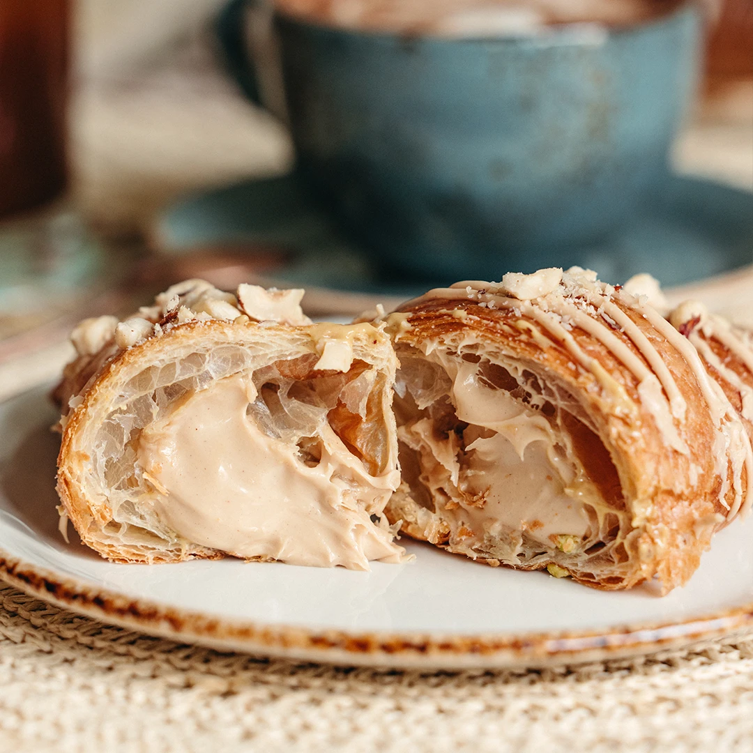 Croissant relleno de Avellana